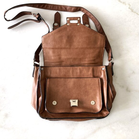 Le Chateau tan brown satchel crossbody bag / purse with buckles, messenger style - Picture 3 of 11